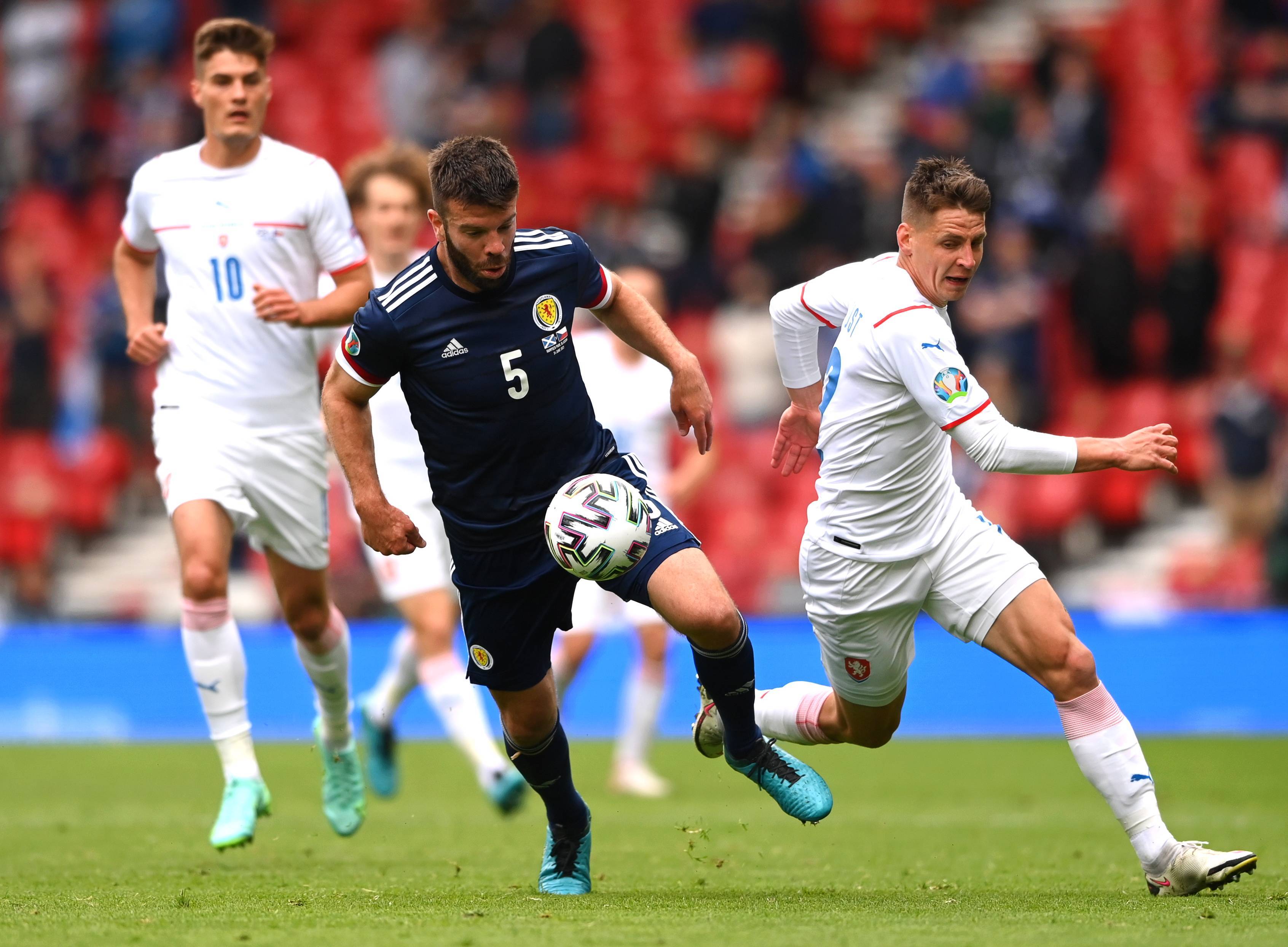 屡创佳绩 屡创佳绩