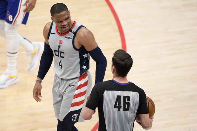 收缩与换防 收缩与换防